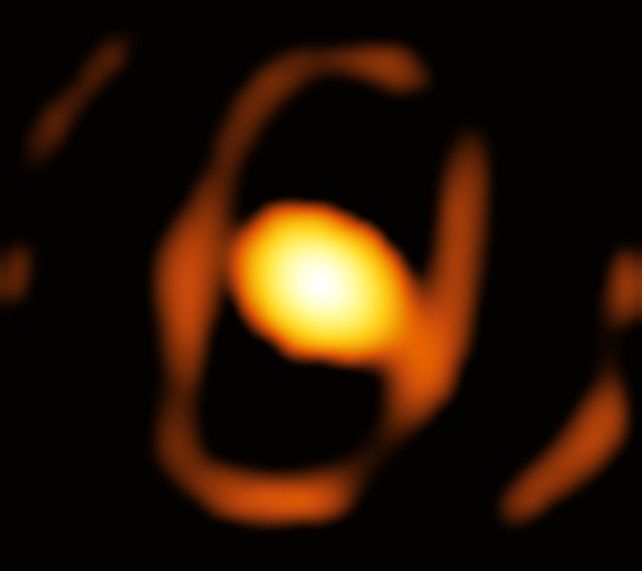 WOH-G64, the most detailed image of a star outside the Milky Way.